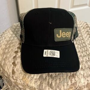 Jeep black and camo SnapBack mesh hat.